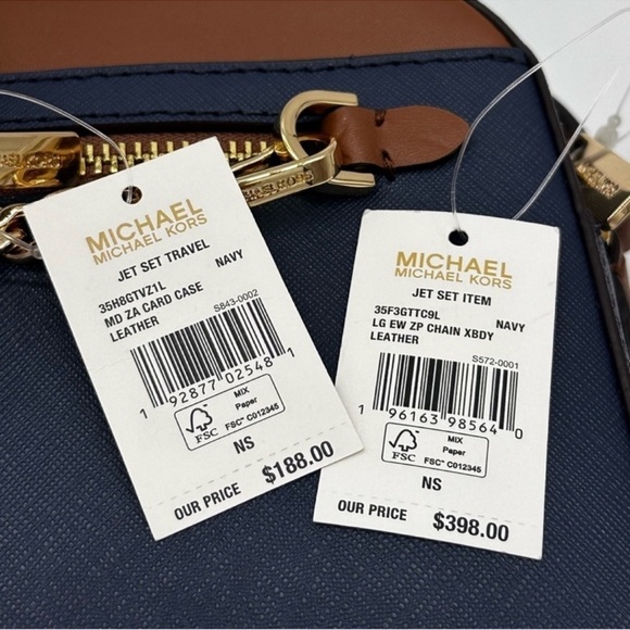 MICHAEL KORS LARGE EW ZIP CHAIN CROSSBODY BAG & JET SET TRAVEL MD ZA CARD CASE - Picture 12 of 12